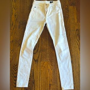 AG - Women’s White Jeans / The Farrah Skinny